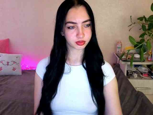 WildKittenX webcam