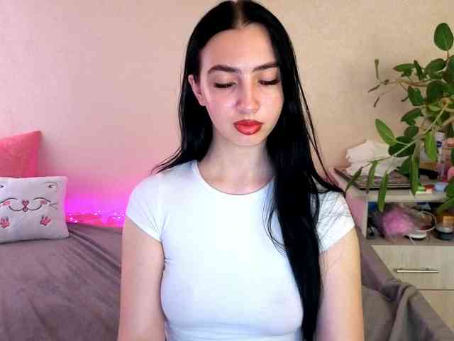 WildKittenX webcam