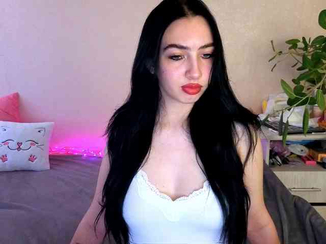 WildKittenX webcam