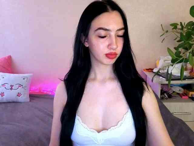 WildKittenX webcam