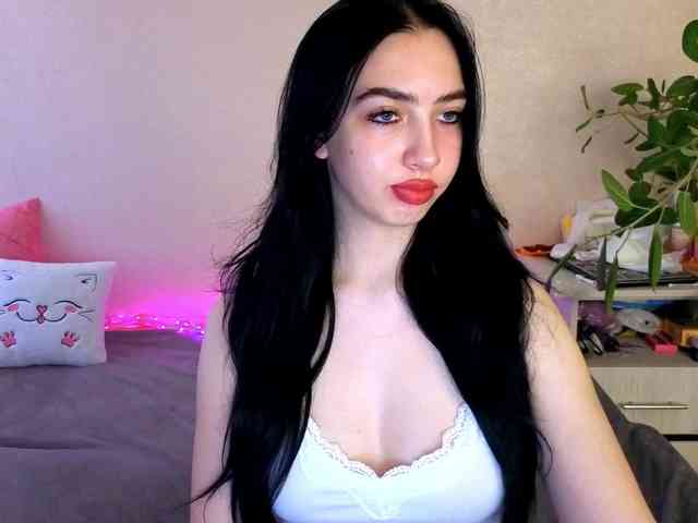 WildKittenX webcam