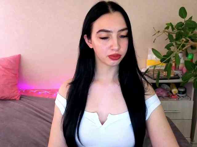 WildKittenX webcam