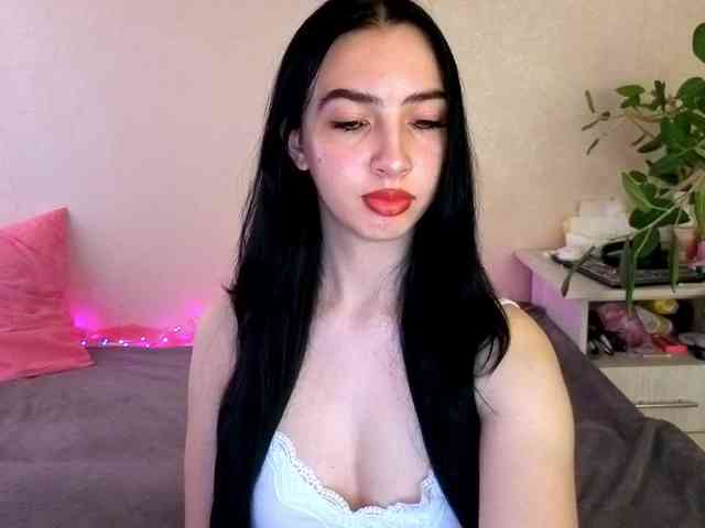 WildKittenX webcam