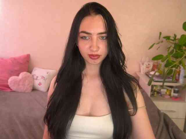 WildKittenX webcam
