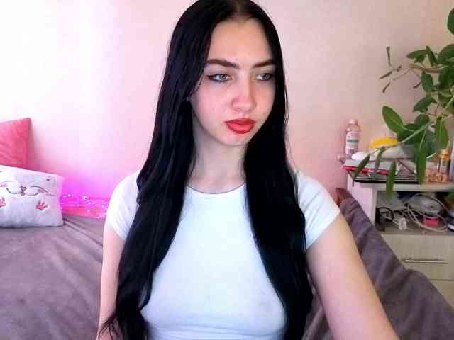 WildKittenX webcam