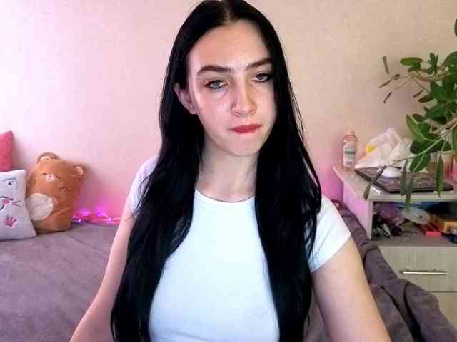 WildKittenX webcam