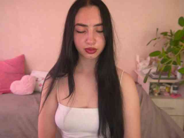 WildKittenX webcam