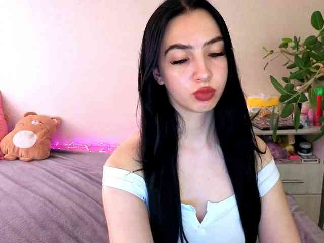 WildKittenX webcam