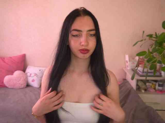 WildKittenX webcam