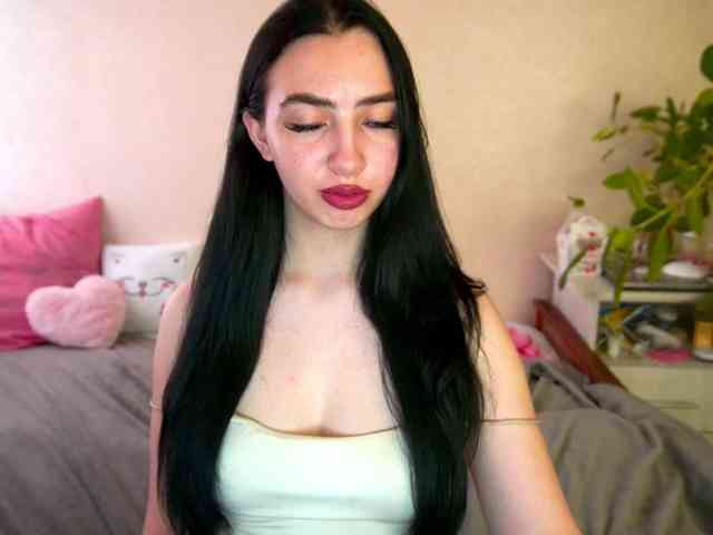 WildKittenX webcam