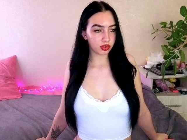 WildKittenX webcam