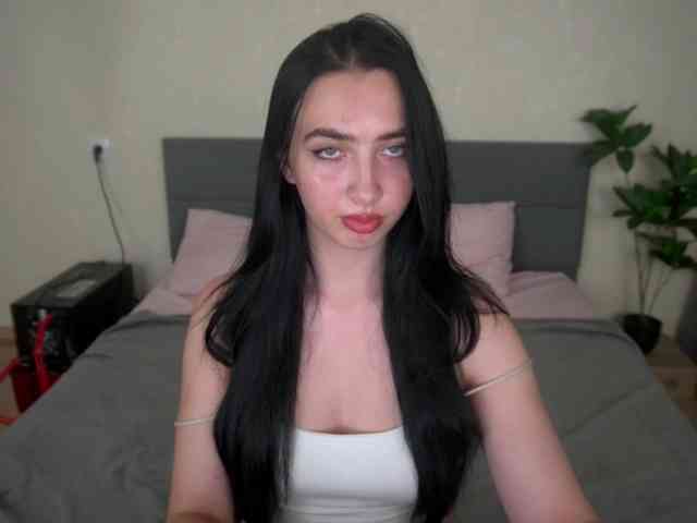 WildKittenX webcam