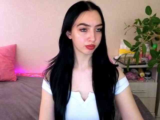 WildKittenX webcam
