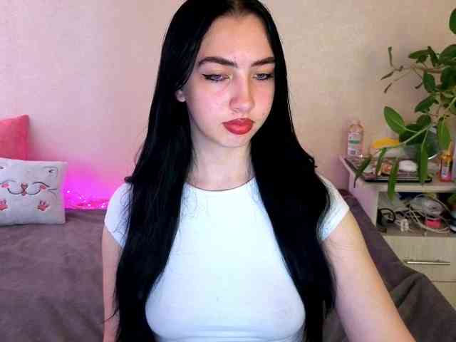 WildKittenX webcam
