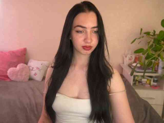 WildKittenX webcam