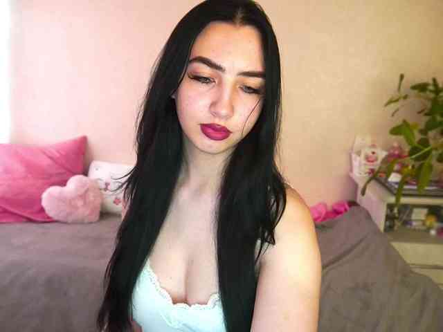 WildKittenX webcam