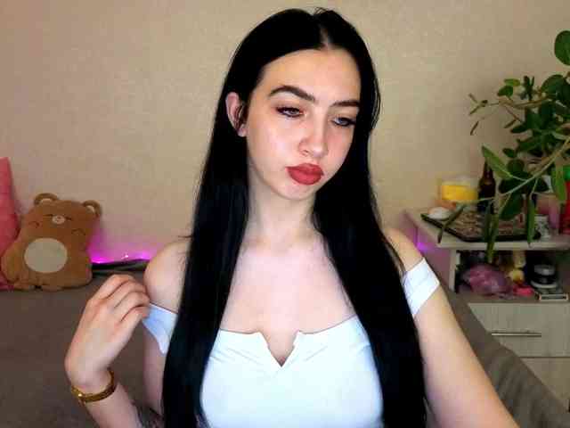 WildKittenX webcam