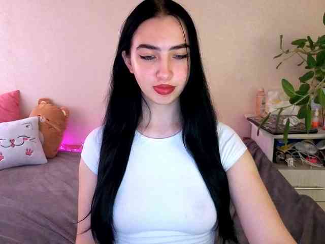 WildKittenX webcam