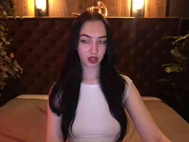 WildKittenX webcam
