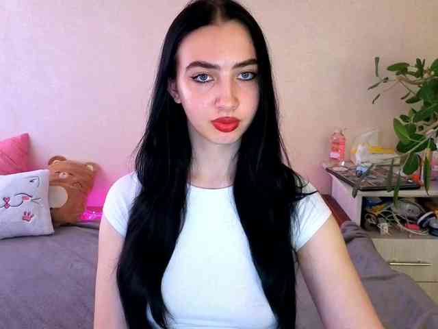 WildKittenX webcam