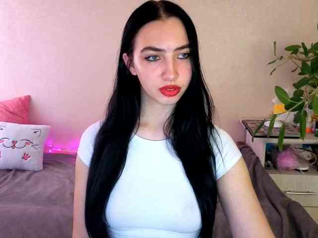 WildKittenX Live Webcam on BongaCams