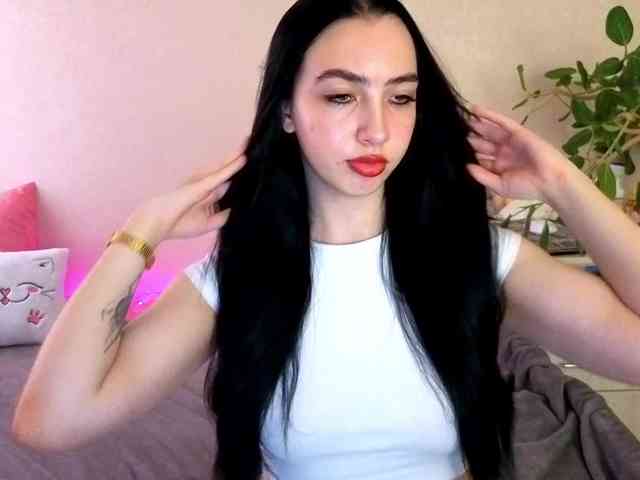WildKittenX webcam