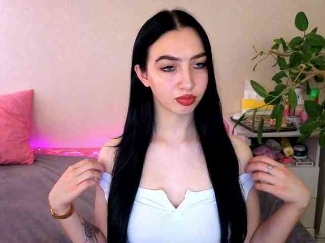 WildKittenX webcam