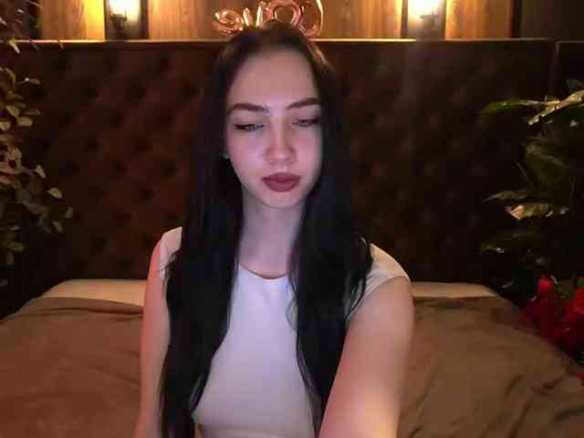 WildKittenX webcam