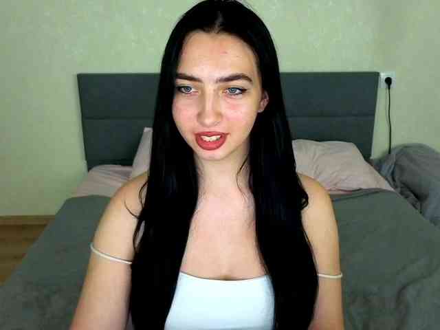 WildKittenX webcam