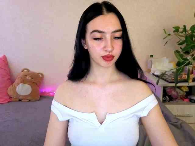 WildKittenX webcam