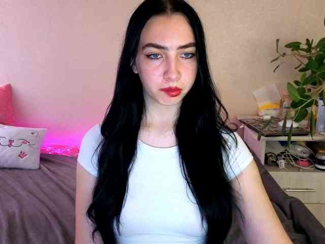 WildKittenX webcam
