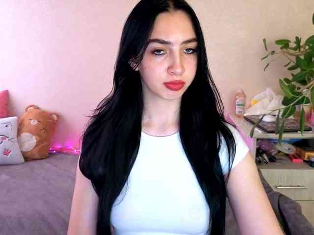 WildKittenX webcam