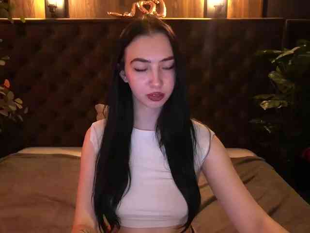 WildKittenX webcam
