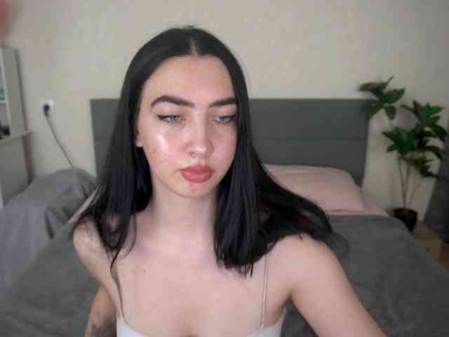 WildKittenX webcam