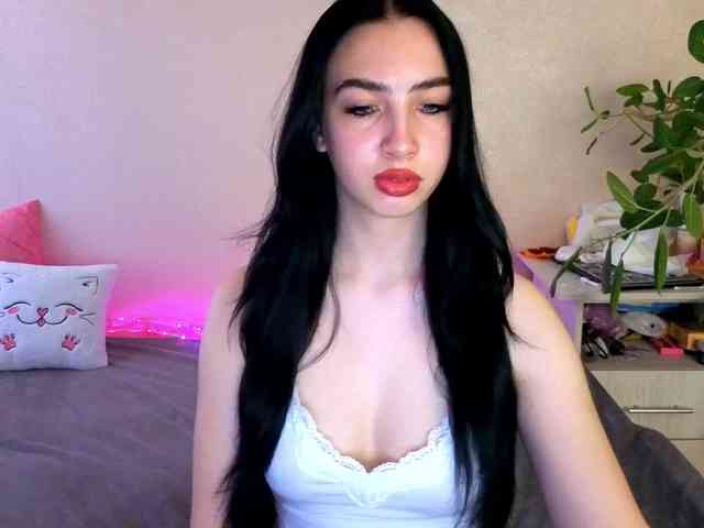 WildKittenX webcam