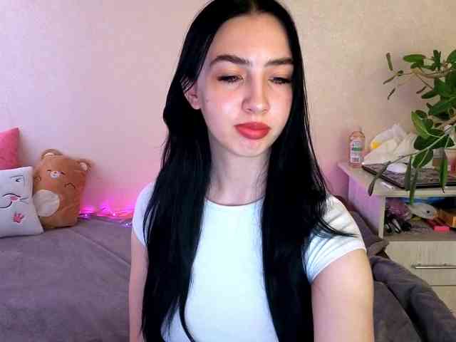 WildKittenX webcam