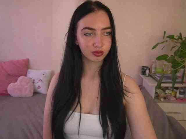 WildKittenX webcam