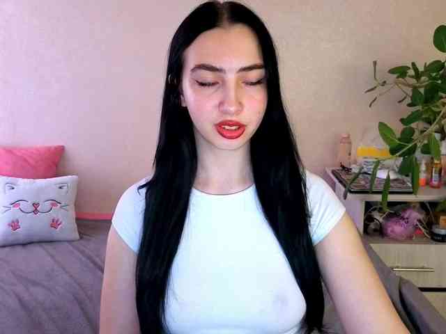 WildKittenX webcam