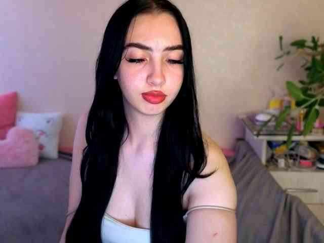 WildKittenX webcam