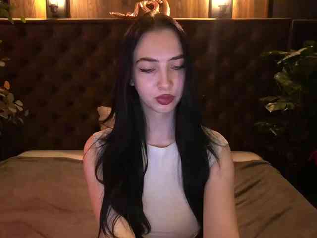 WildKittenX webcam