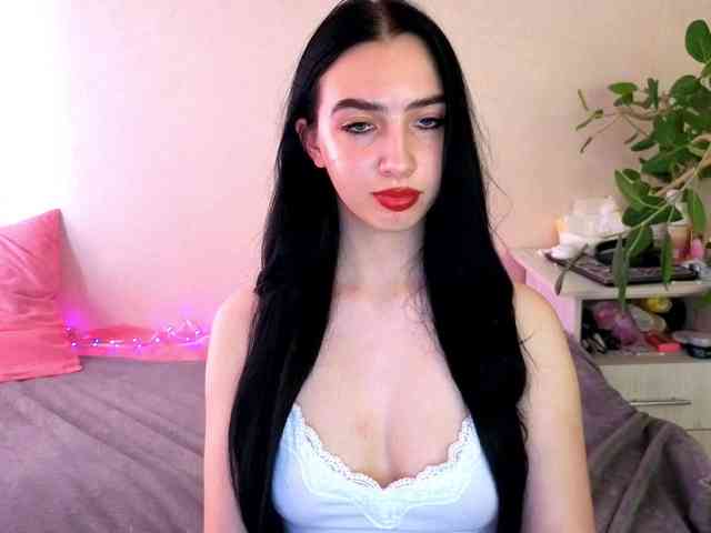 WildKittenX webcam