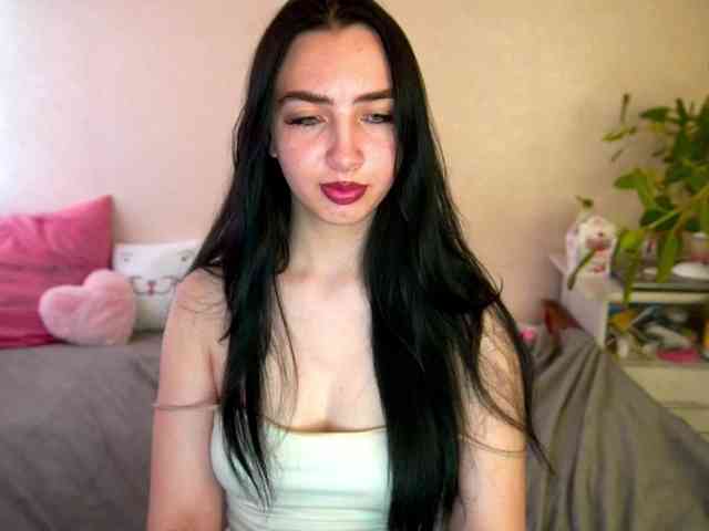 WildKittenX webcam