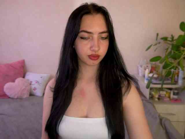 WildKittenX webcam