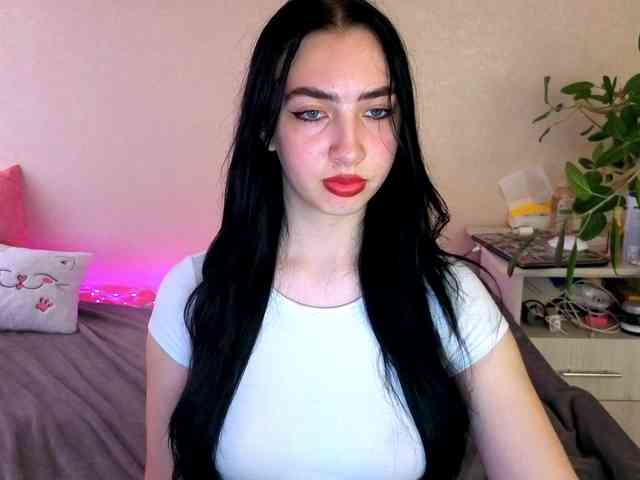 WildKittenX webcam
