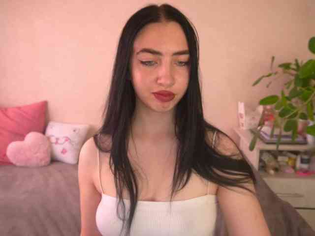 WildKittenX webcam