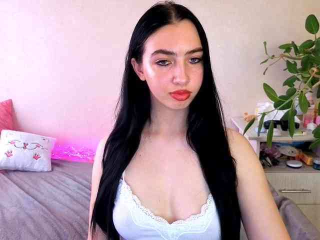 WildKittenX webcam