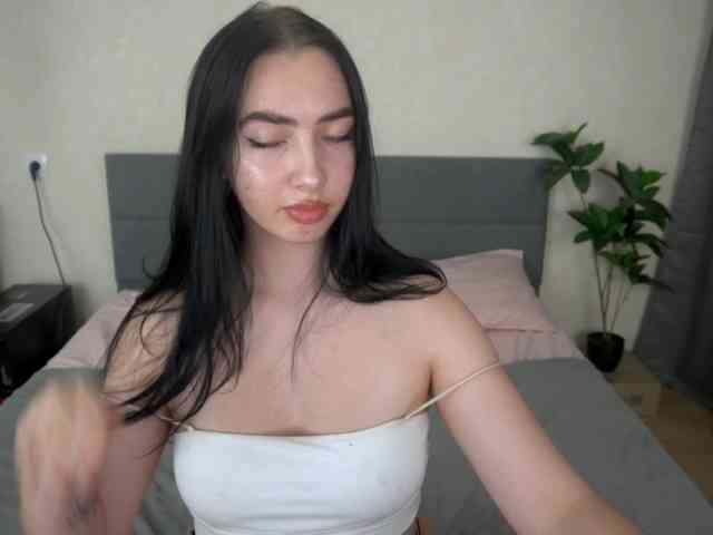 WildKittenX webcam