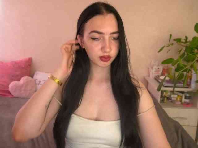 WildKittenX webcam