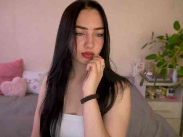 WildKittenX webcam