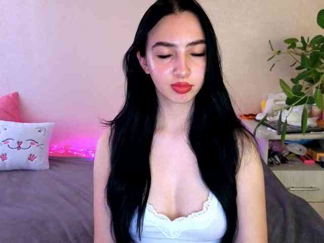 WildKittenX webcam